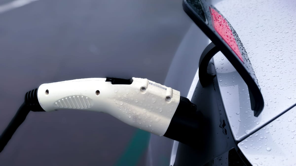 Debunking the Myth of Electric Car Charging in the Rain.