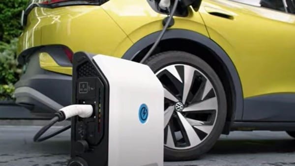 The portable battery that charges your electric vehicle anywhere and anytime.