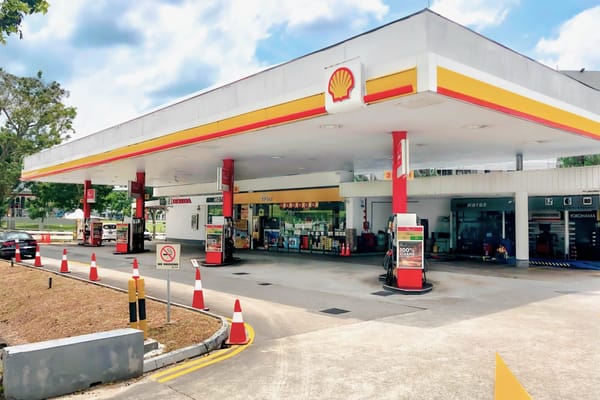 Eye on EV Charging: Shell and BYD Put Massive Charging Station.