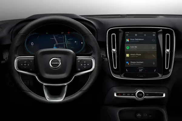 Electric Volvo CX40 Infotainment System Powered By Google Android