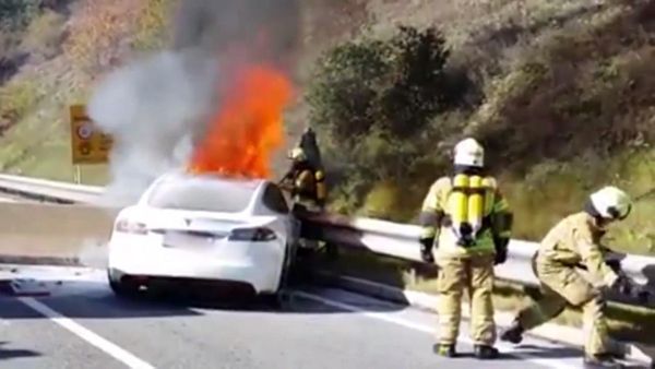 What Firefighters Need To Know About Electric Car Batteries